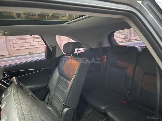 Kia Sorento-2