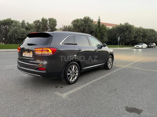 Kia Sorento-15