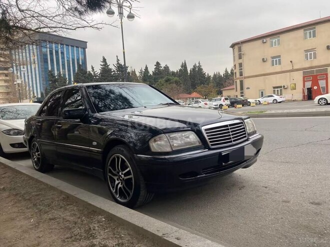 Mercedes C 240 1998, 123,450 km - 2.4 л - Sabirabad