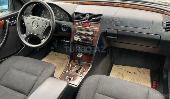 Mercedes C 240 1998, 123,450 km - 2.4 л - Sabirabad