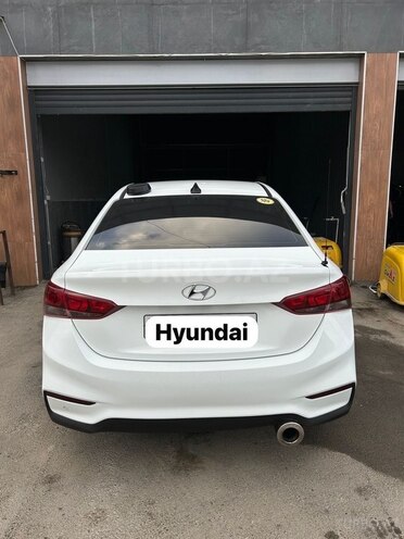 Hyundai Accent 2019, 235,000 km - 1.6 l - Bakı