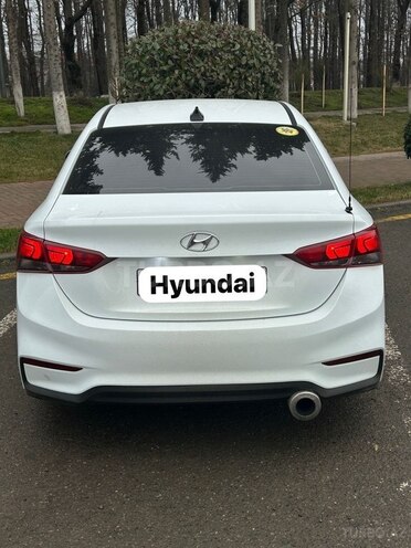 Hyundai Accent 2019, 235,000 km - 1.6 l - Bakı