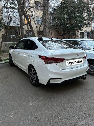 Hyundai Accent 2019, 235,000 km - 1.6 l - Bakı