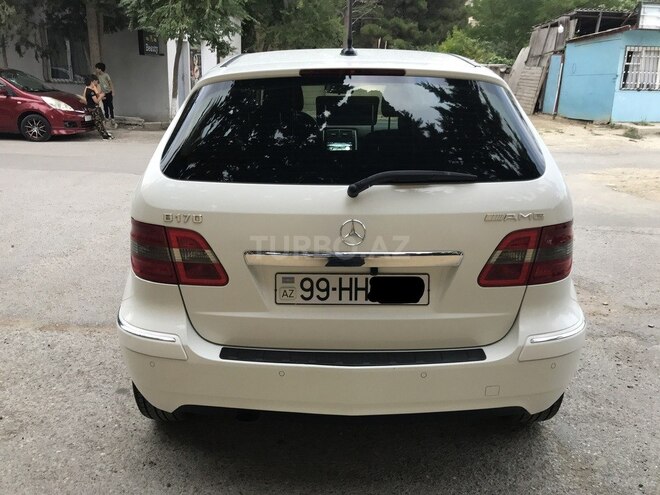 Mercedes B 180 2009, 137,000 km - 1.7 l - Sumqayıt