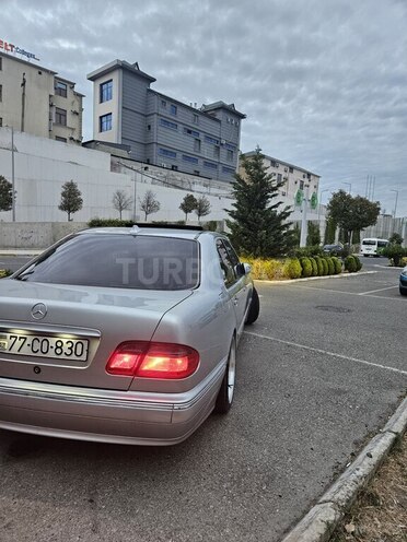 Mercedes E 220 d 1999, 270,000 km - 2.2 l - Bakı