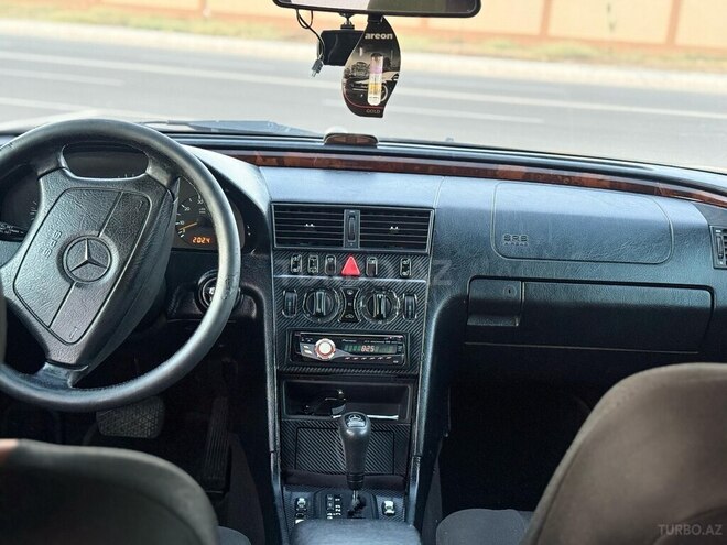 Mercedes C 250 d 1997, 395,000 km - 2.5 l - Naxçıvan