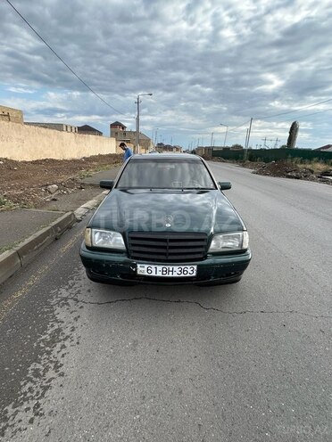 Mercedes C 180 1995, 256,352 km - 1.8 l - Gəncə