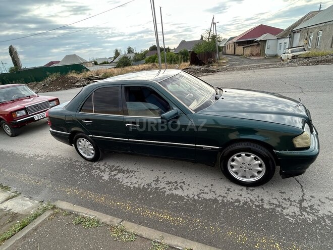 Mercedes C 180 1995, 256,352 km - 1.8 l - Gəncə