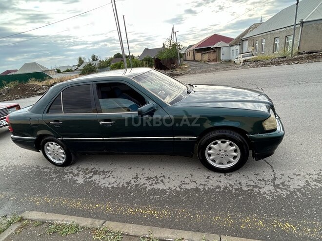 Mercedes C 180 1995, 256,352 km - 1.8 l - Gəncə