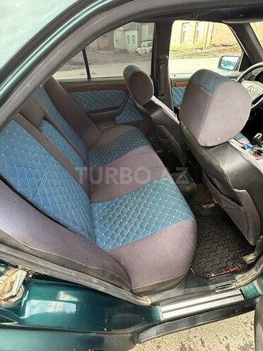Mercedes C 180 1995, 256,352 km - 1.8 l - Gəncə