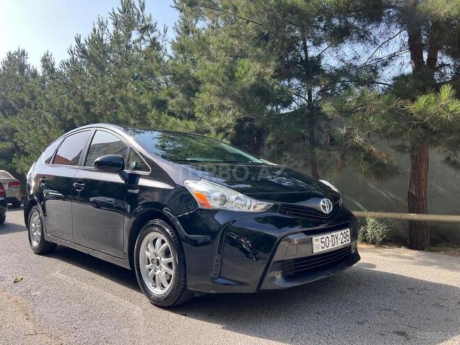 Toyota Prius V 2015, 143,500 km - 1.8 l - Sumqayıt