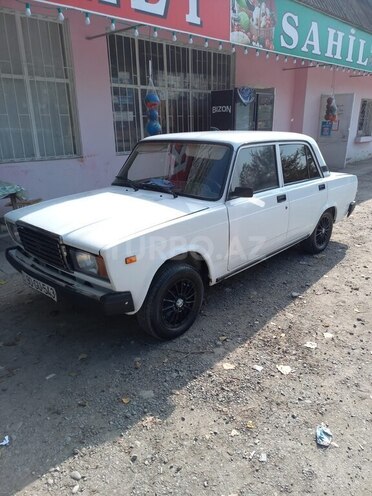 LADA (VAZ) 2107 2004, 50,000 km - 1.5 л - Yevlax
