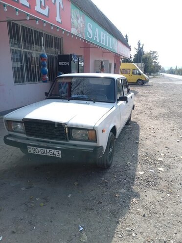 LADA (VAZ) 2107 2004, 50,000 km - 1.5 л - Yevlax