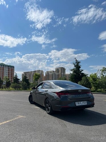 Hyundai Elantra 2023, 26,000 km - 1.6 l - Sumqayıt