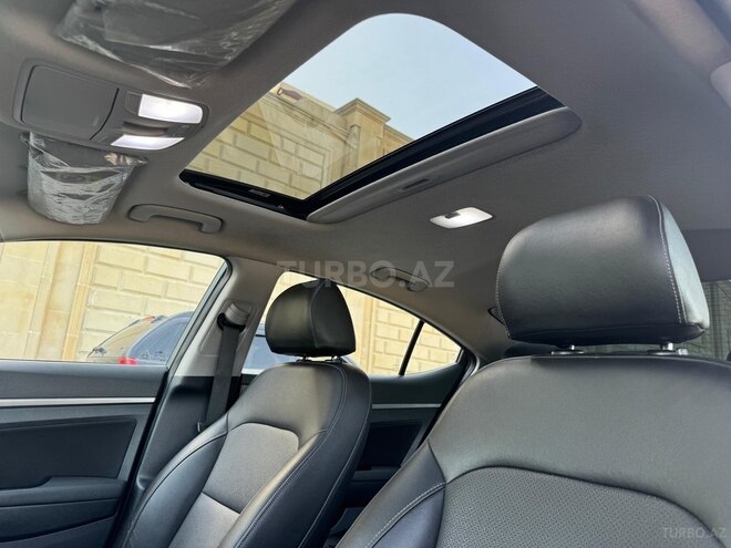 Hyundai Elantra 2019, 144,000 km - 2.0 l - Bakı