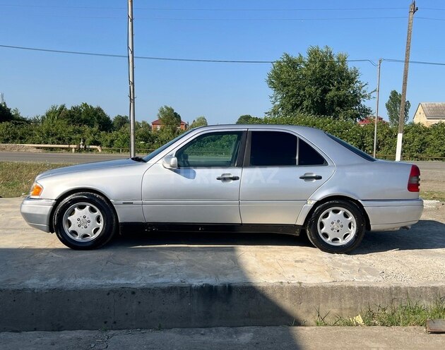 Mercedes C 280 1995, 545,665 km - 2.8 л - Lənkəran