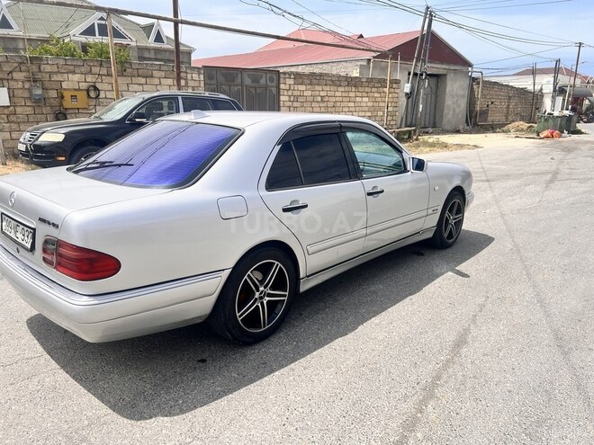 Mercedes E 240 1999, 650,000 km - 2.4 l - Bakı
