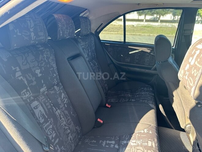 Mercedes E 240 1999, 245,000 km - 2.4 l - Zaqatala