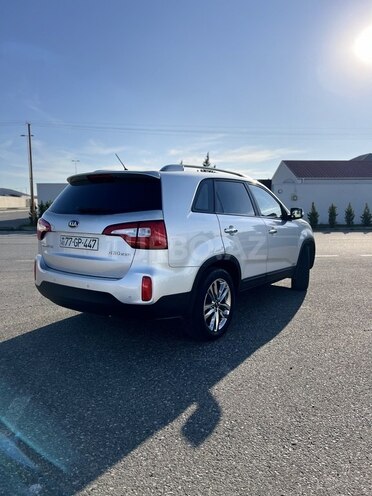 Kia Sorento-4