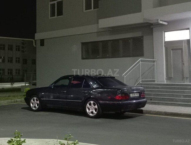 Mercedes E 280 1996, 380,000 km - 2.8 л - Sabirabad
