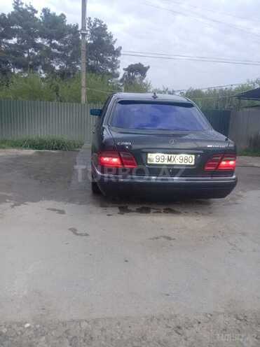 Mercedes E 280 1996, 380,000 km - 2.8 л - Sabirabad