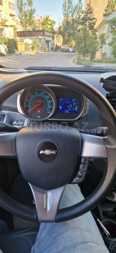 Chevrolet Spark-10