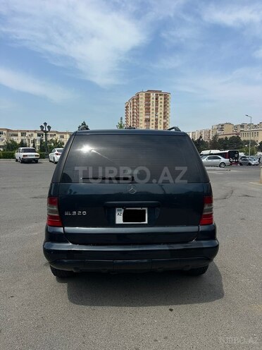 Mercedes ML 320 2001, 242,000 km - 3.2 л - Bakı