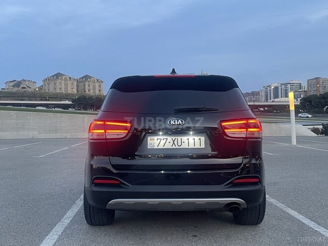 Kia Sorento-4