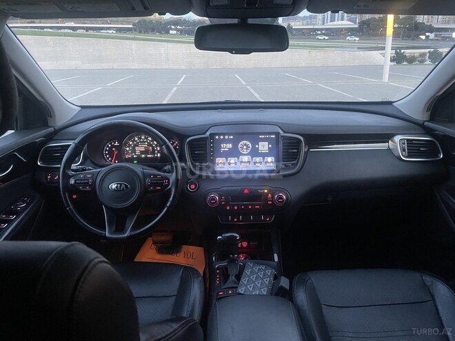 Kia Sorento-7