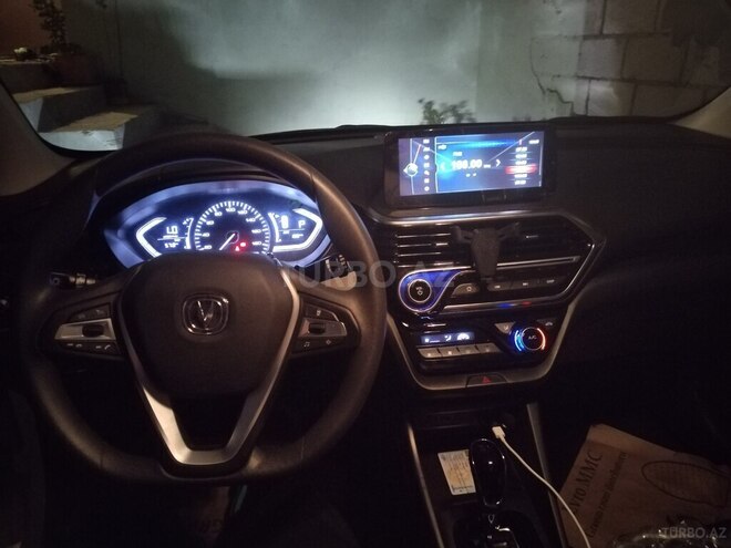 Changan Alsvin V7 2024, 17,000 km - 1.5 л - Bakı