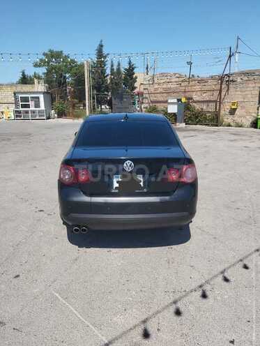Volkswagen Jetta-5