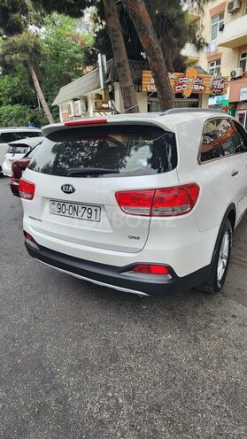 Kia Sorento-2