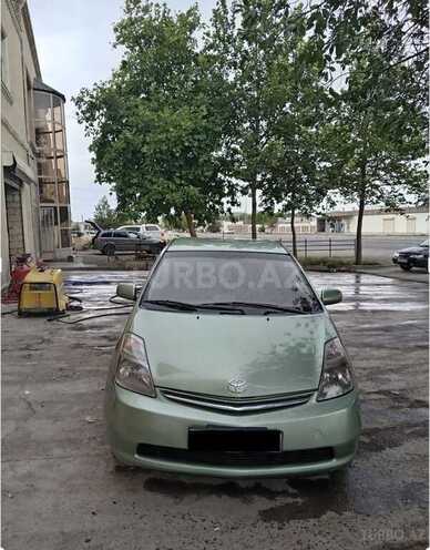 Toyota Prius 2009, 250,000 km - 1.5 л - Yevlax
