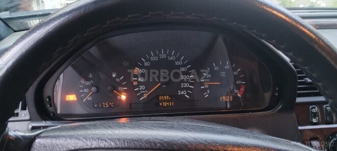 Mercedes C 180 1999, 470,000 km - 1.8 л - Bakı