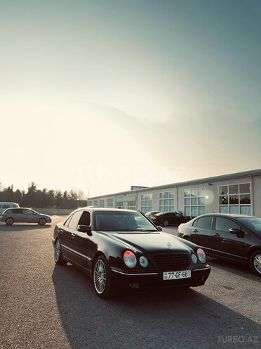 Mercedes E 320 2000, 464,000 km - 3.2 l - Beyləqan