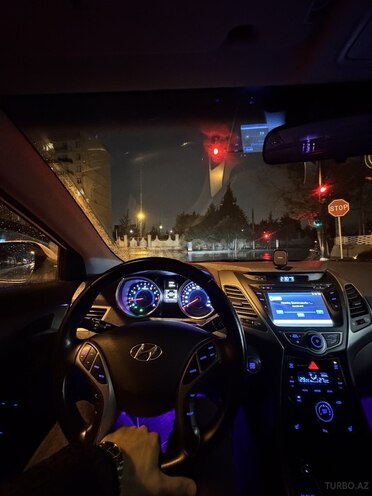 Hyundai Elantra 2015, 139,000 km - 1.8 l - Bakı