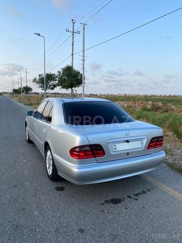 Mercedes E 200 2000, 320,000 km - 2.0 l - Bakı