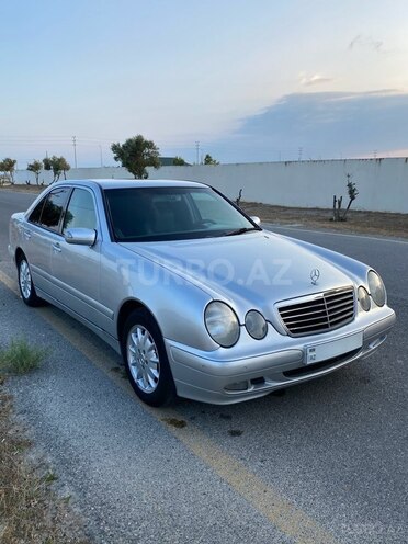 Mercedes E 200 2000, 320,000 km - 2.0 l - Bakı