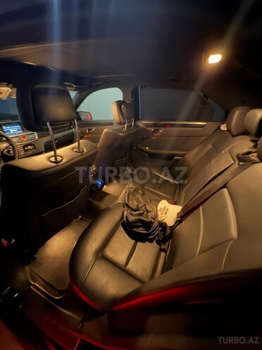 Mercedes E 350 4MATIC 2009, 310,000 km - 3.5 л - Bakı