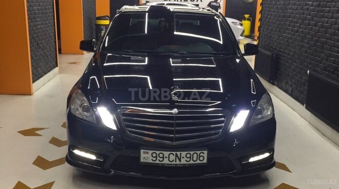Mercedes E 350 4MATIC 2009, 310,000 km - 3.5 л - Bakı