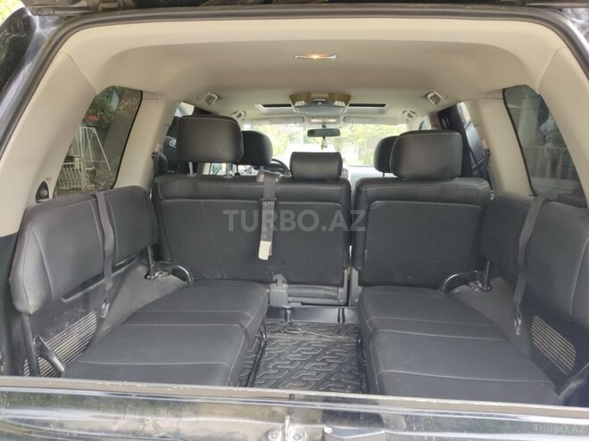 Toyota Land Cruiser-8