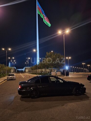 BMW 523 2000, 280,000 km - 2.5 l - Sumqayıt