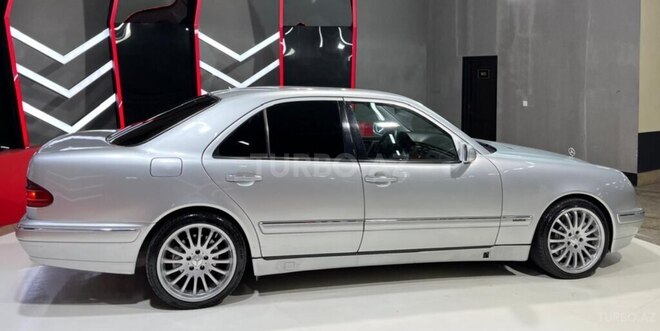 Mercedes E 270 1999, 288,088 km - 2.7 л - Sumqayıt