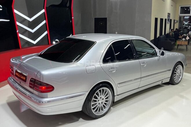 Mercedes E 270 1999, 288,088 km - 2.7 л - Sumqayıt