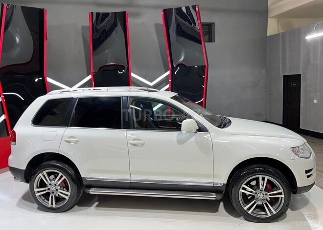 Volkswagen Touareg-5