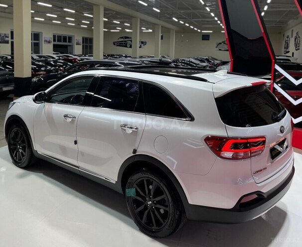 Kia Sorento-9