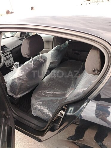 Opel Astra 2009, 252,000 km - 1.4 l - Bakı
