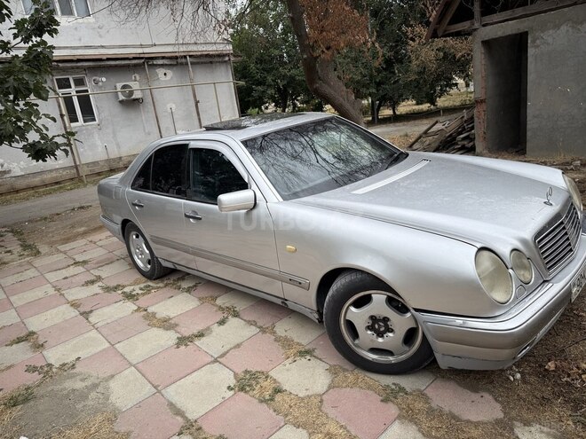 Mercedes E 200 1997, 386,458 km - 2.0 l - Zərdab