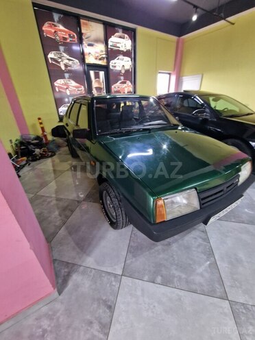 LADA (VAZ) 21099-1