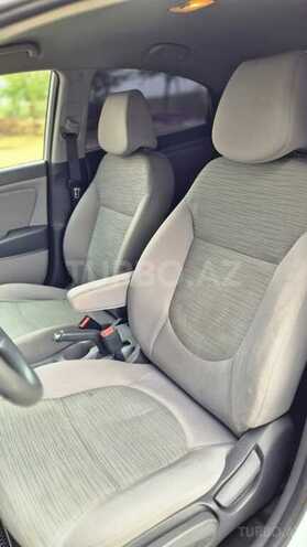 Hyundai Accent 2015, 131,000 km - 1.6 l - Biləsuvar